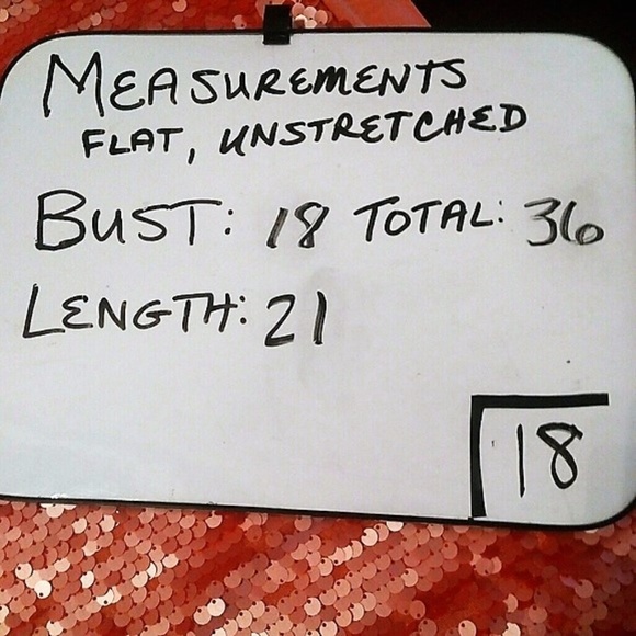 Spectacular Coral Pink Sequined Top NWT S/M - Picture 2 of 6